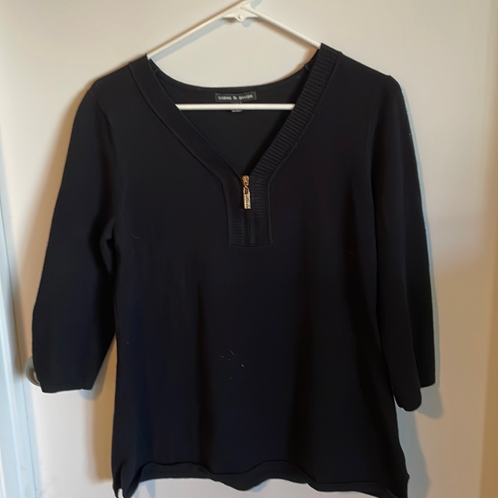 Black sweater 3/4 sleeves